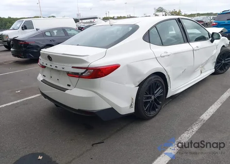 2025 Toyota Camry Se из США, поврежденный, VIN 4T1DAACK7SU001073